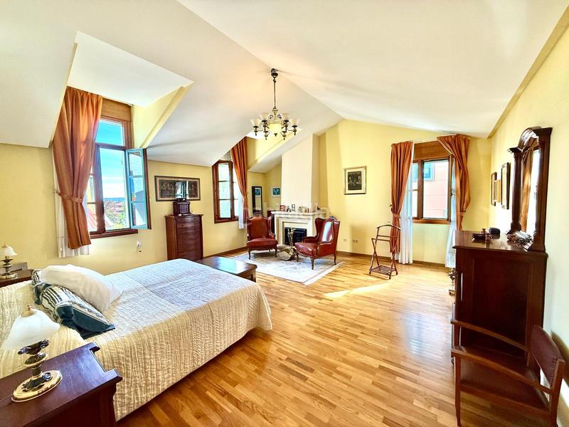 Foto 523e7b3c-6579-48aa-9f37-18e156203071. Casa con parcheggio piscina in El Berrocal Valladolid