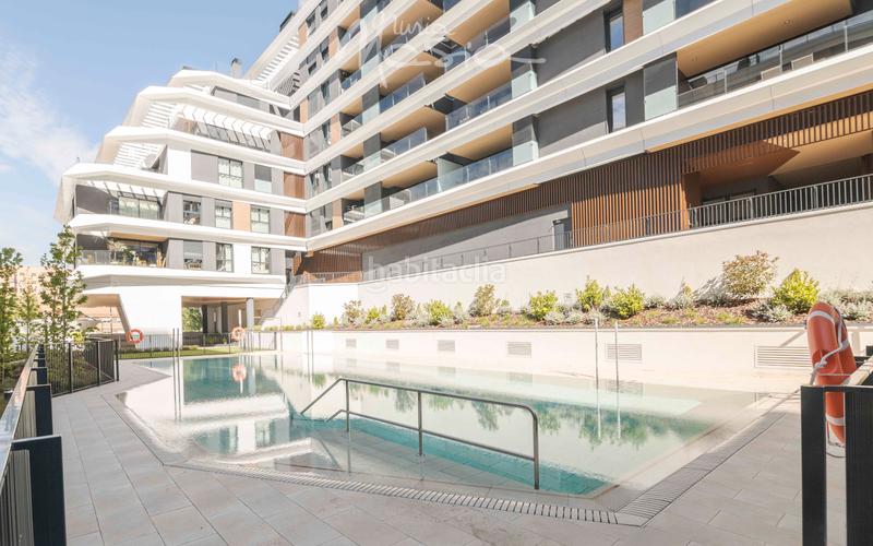 Foto b62ad699-37e9-46d4-b6a8-8ee31ad9fe23. Appartement dans calle de alejandro dumas 42 dans Imperial Madrid