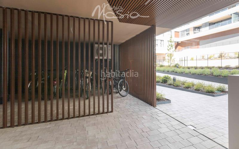 Foto 1157f088-35bd-4952-baf2-76c918ea5d97. Flat in calle de alejandro dumas 42 in Imperial Madrid