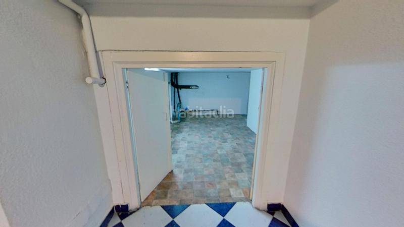 Foto 29bc1c71-8c0b-42f4-a572-329df194a01e. Local commercial dans Guindalera Madrid