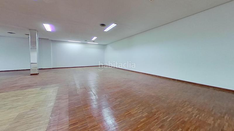 Foto c794e65d-8f37-48a3-969f-7e7abb9c8559. Local commercial dans Guindalera Madrid