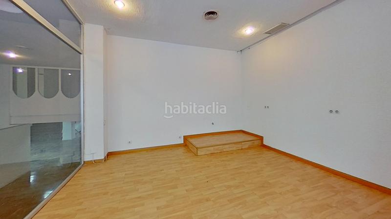 Foto d0341885-2909-4ef3-a2ea-b10538295d95. Local commercial dans Guindalera Madrid
