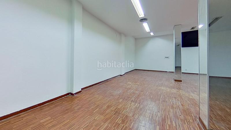Foto df1f5467-ef13-44df-aeb8-69560627ca99. Local commercial dans Guindalera Madrid