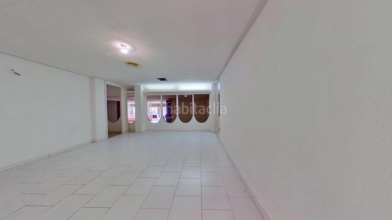 Foto d3aab93c-b533-4183-a702-39efe99a983c. Locale commerciale in Guindalera Madrid