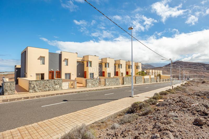 Foto 03120581-1317-443a-be9c-ca52a8fd0396. Lloguer casa a urbanización sau-playa canaria 14 a Gáldar