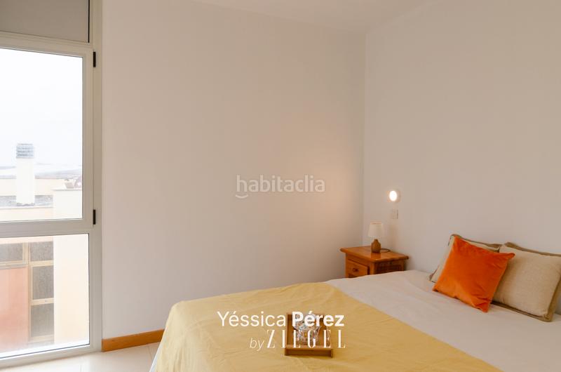 Foto f1b1617c-ca71-49ad-aa1d-69fbcecebf90. Miete haus in urbanización sau-playa canaria 14 in Gáldar