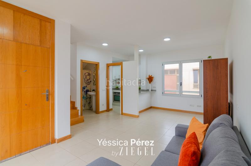 Foto 7955de25-d985-48cf-8d4f-d56afb5598fe. Location maison dans urbanización sau-playa canaria 14 dans Gáldar