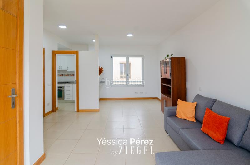 Foto 91a7ad04-3798-44c2-ad80-56c2de97c118. Location maison dans urbanización sau-playa canaria 14 dans Gáldar