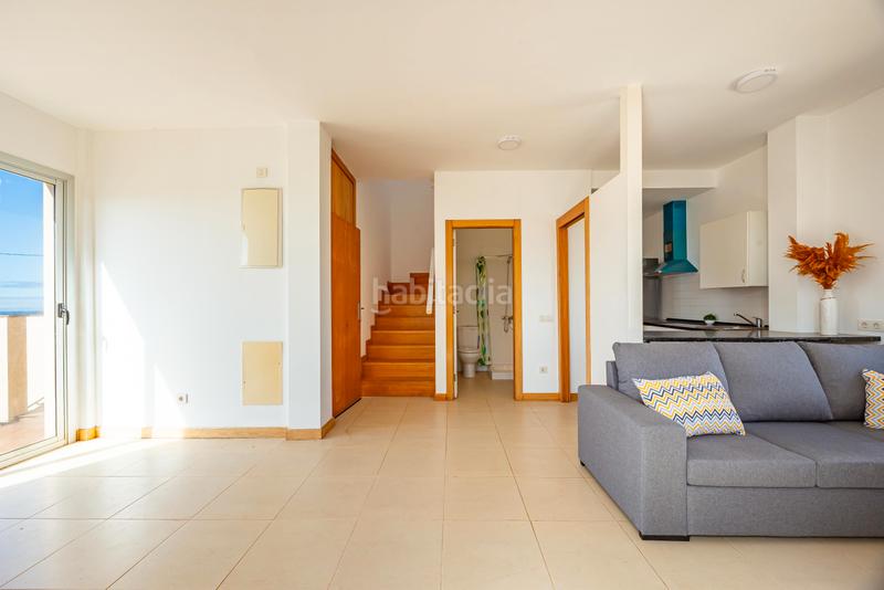 Foto 2441d3ed-2ec8-4335-815f-038a4d100e47. Location maison dans urbanización sau-playa canaria 14 dans Gáldar