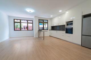 Etagenwohnung in Calle león y castillo 23