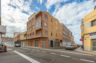 Miete Etagenwohnung  Calle pavía