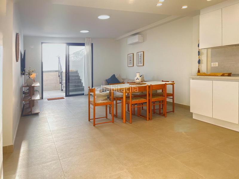 Foto 8eee4d53-e929-4370-93a3-d0f452ced5c9. Rent flat in calle los ángeles 18 in Puerto de Santiago Santiago del Teide