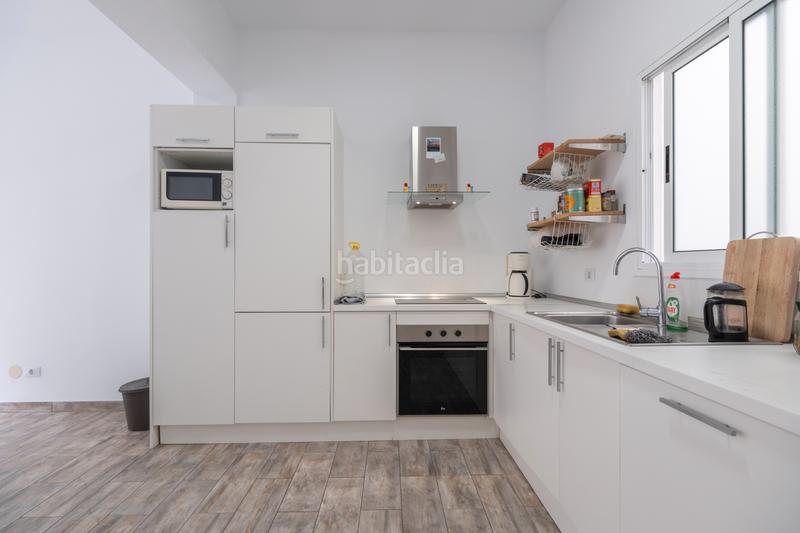 Foto a575792a-eea2-4dcb-99c4-0b023d1f48bd. Piso en calle sagasta 46 en Santa Catalina - Canteras Palmas de Gran Canaria (Las)
