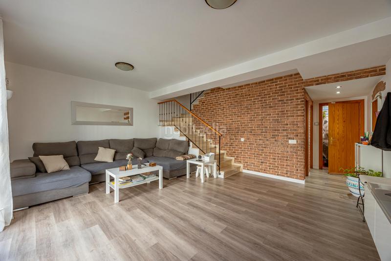 Foto 804a8e23-ecf7-4187-a49d-27494bd676ef. Casa amb aparcament a San Lorenzo Palmas de Gran Canaria (Las)