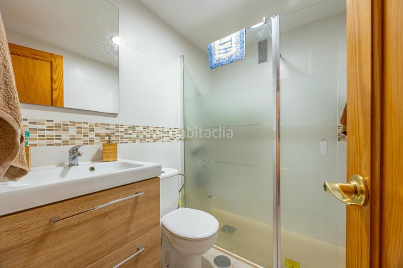 Foto a56acd01-32b9-4b5d-b8cd-8e307581f92b. Casa amb aparcament a San Lorenzo Palmas de Gran Canaria (Las)