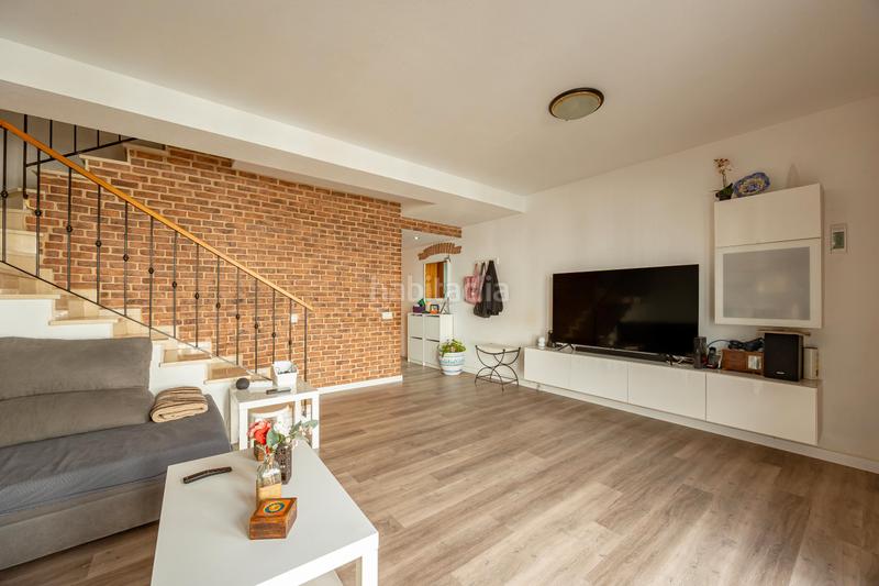 Foto bd1b05ac-5374-435f-9a8d-71e74c846163. Casa amb aparcament a San Lorenzo Palmas de Gran Canaria (Las)