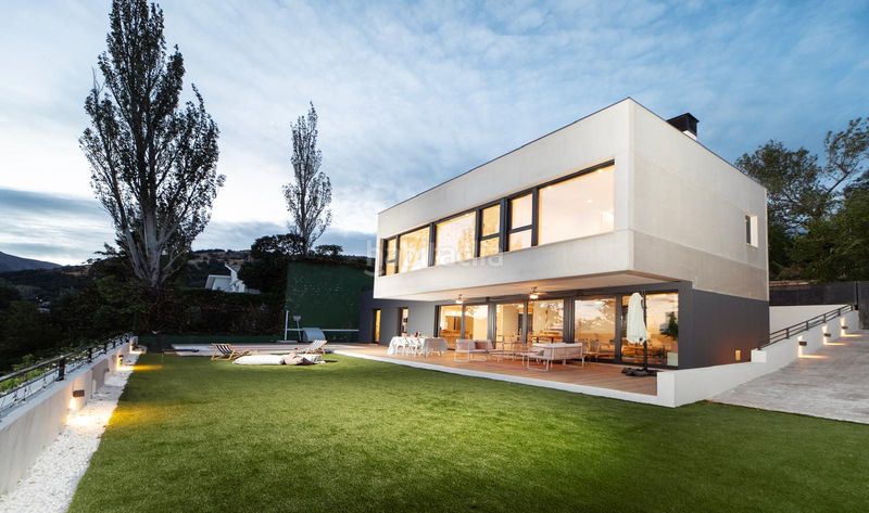 Foto a8f6094a-9bfa-4f89-a496-8e6e14cea783. Casa amb piscina a Terrafortuna - Puig Ventós Vidreres