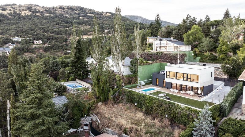 Foto ea05796e-4d8b-4136-99db-c62824830555. Casa amb piscina a Terrafortuna - Puig Ventós Vidreres