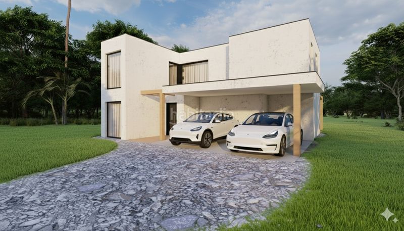 Foto 695b6310-3069-4953-96dd-0351f4278358. Casa amb aparcament a Uceda