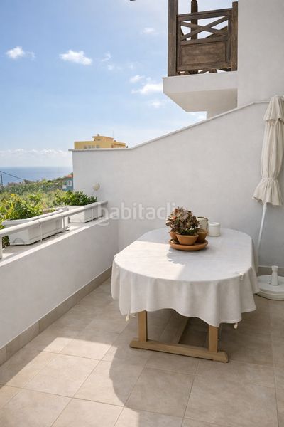 Foto 08d89e76-4b49-4bce-b847-bc4fdaaf8c20. Casa amb aparcament a Breña Baja