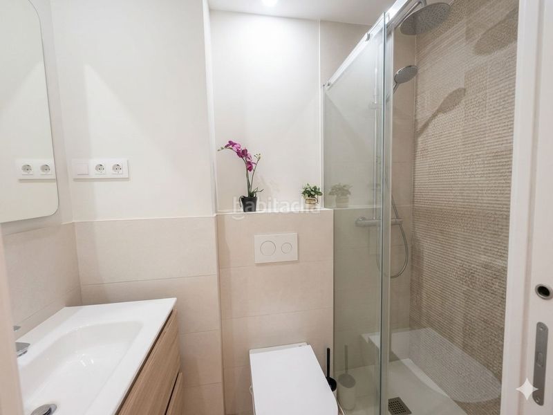 Foto 83630179-f6d6-42db-a3b9-3c4ff38d35e8. Pis amb aparcament a Acacias Madrid