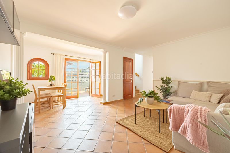 Foto c72da408-a449-4e16-ab43-950ad79e6c36. Casa a Arguineguín Mogán