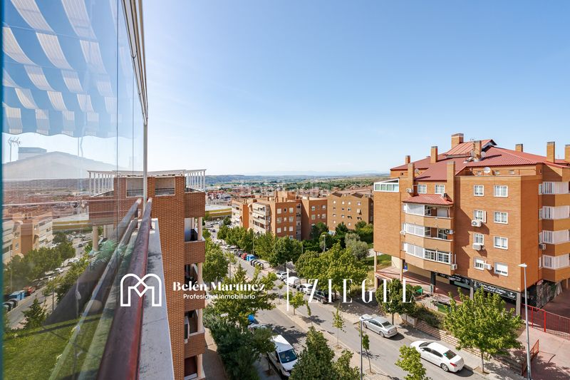 Foto 14c48b2a-852e-4fe3-b3d0-a7cfe94b9f4e. Àtic amb aparcament a Los Villares Arganda del Rey