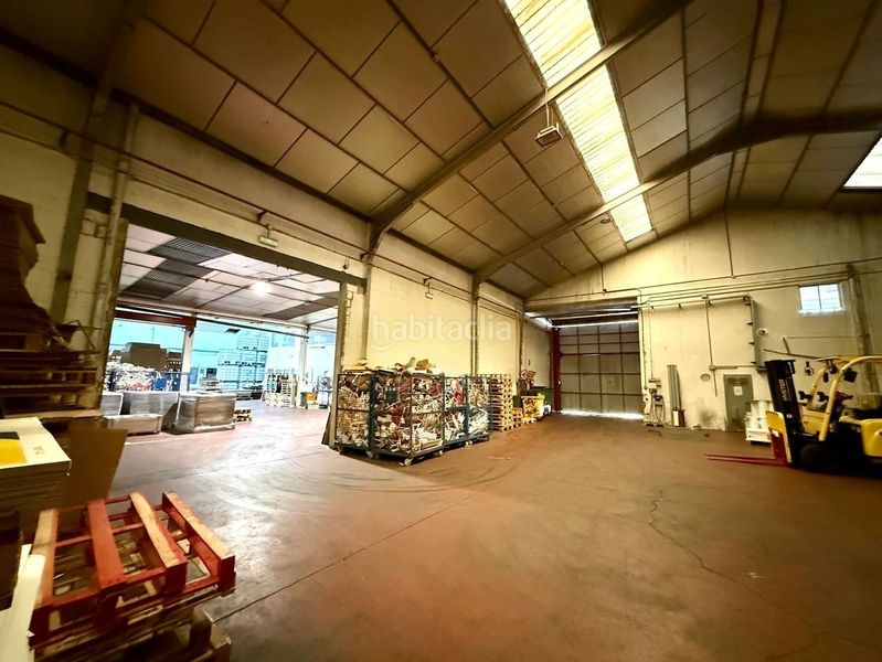 Foto 794e2d25-ff6d-461e-ba0d-b84fcf528713. Nau industrial a calle de los montes de león 13 a San Fernando de Henares