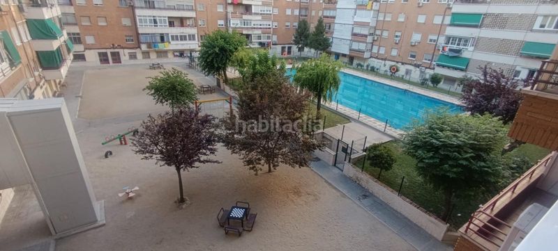 Foto 34d9382e-3e0f-4679-8bc1-998d7a5164e9. Pis amb piscina a Zona Renfe Alcorcón