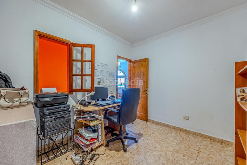 Foto c5795823-8eb7-489e-8dc8-09aad18a172d. Casa amb aparcament a Ingenio pueblo Ingenio