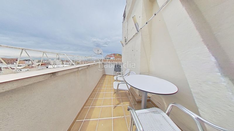 Foto 0a19bbe0-a332-4fca-a35d-ffe189e24b72. Pis a Almendrales Madrid