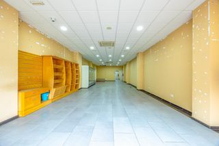 Business premise in Calle bruno pérez medina 1
