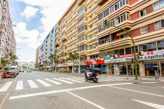 Piso en Avenida Rafael Cabrera