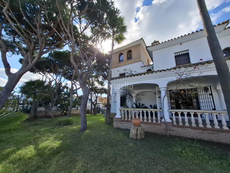 Foto 7c14ace5-5408-4bf0-8395-f669123bf794. Chalet dans La Barrosa Chiclana de la Frontera