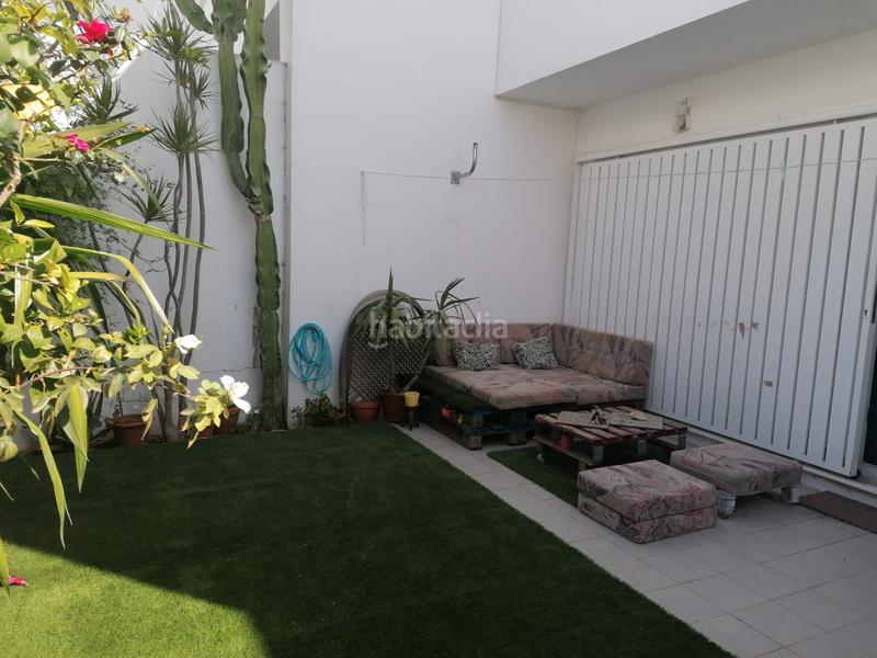 Foto 4ad37bdd-cd1f-4fcd-a28d-2b6f32d60aa5. Casa adosada reservado vivienda unifamiliar mj-0443 en Conil de la Frontera