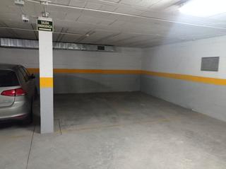 Miete Autoparkplatz in Núcleo urbano. Mj-0702 alquiler plaza garaje - calle arroyuelo