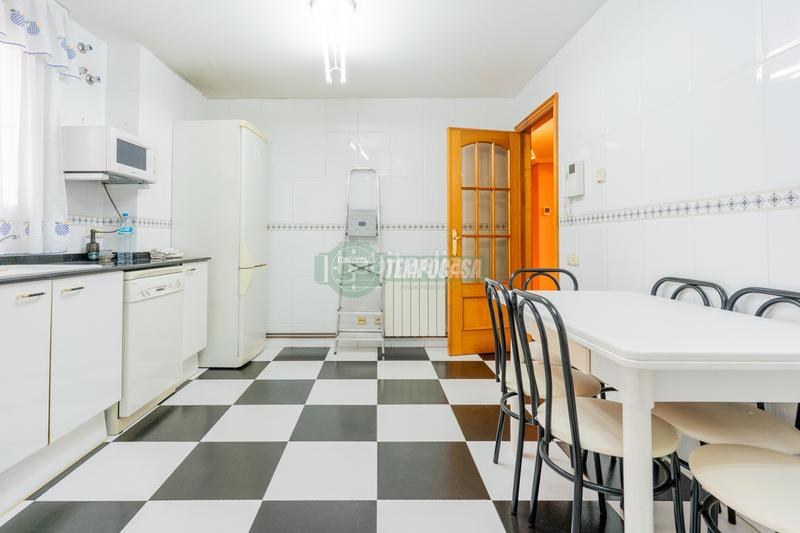 Foto a35bb172-1e09-4a0f-9e04-cc721ff3ccd1. Etagenwohnung mit heizung in Arrancapins Valencia