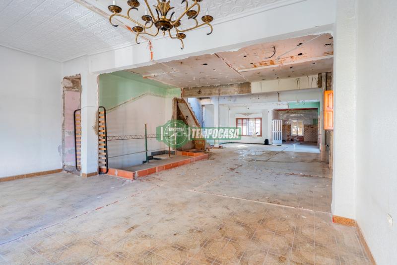 Foto 81d90093-48f8-4097-b9c7-bbd5d596ebbc. Casa en Pinedo Valencia