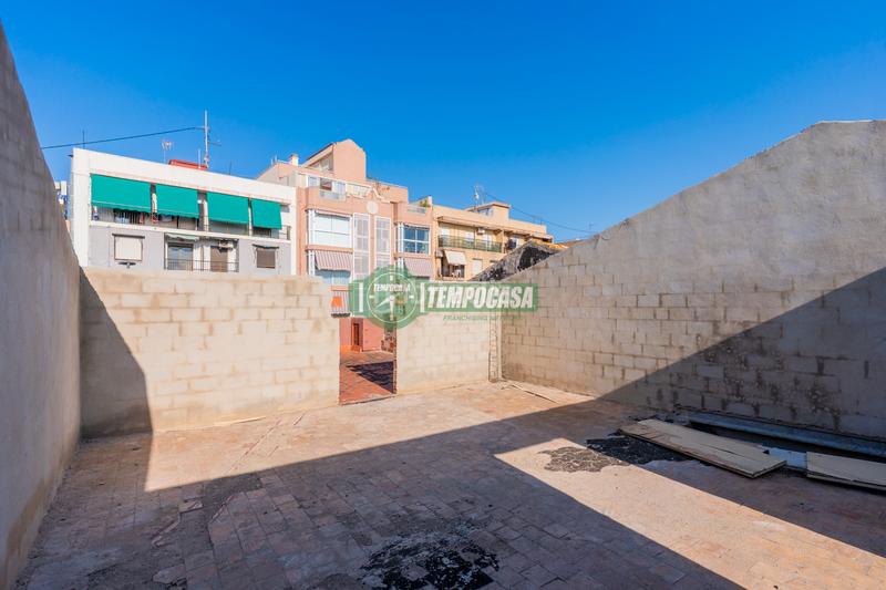 Foto 36fd9b45-9576-4737-86fe-87b6ee591bb0. Haus in Pinedo Valencia