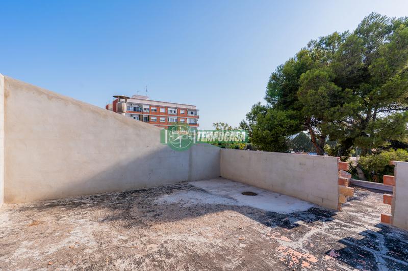 Foto b9f1c95a-c9a9-49d6-a64f-62b08be2fe41. Haus in Pinedo Valencia