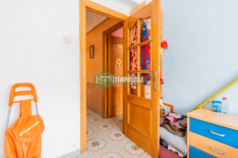Foto 706c9046-51a2-4f83-bc56-92916d09e20b. Piso en Albors Valencia