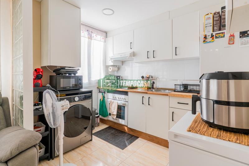 Foto 0ecad303-f534-4bd4-a27b-1e556ce7e809. Appartamento in carrer de pere de valència 24 in L´Illa Perduda Valencia