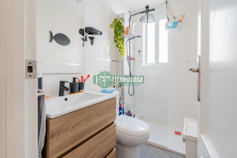 Foto e6704e2e-a8cb-4708-bfae-3f7b80c1d2c8. Appartamento in carrer de pere de valència 24 in L´Illa Perduda Valencia