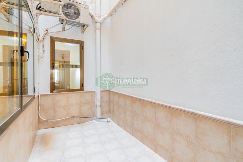 Foto 0aa78201-8e3c-4f70-b18e-197e1ead3cbe. Etagenwohnung mit parking in Arrancapins Valencia