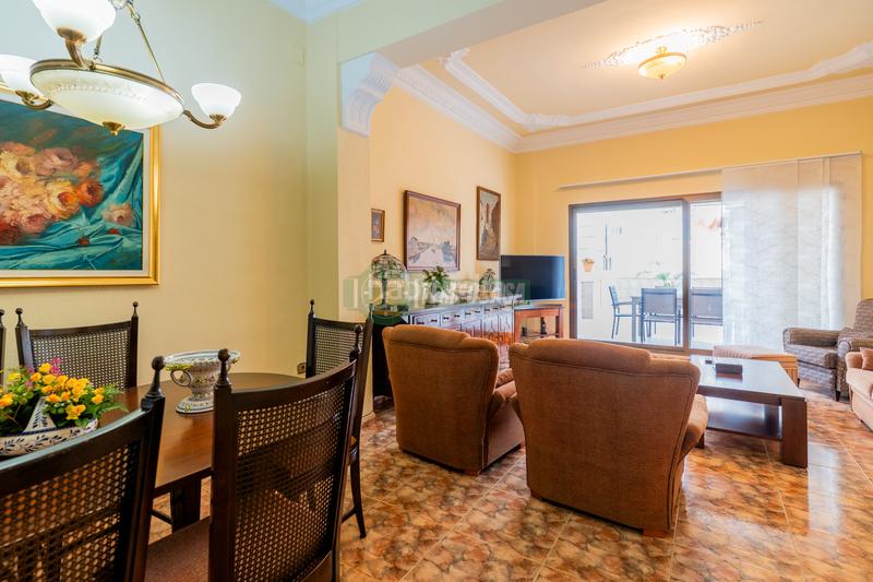 Foto 6ab77ad7-ca7e-4c51-a4d4-8e6fc6822d69. Etagenwohnung mit parking in Arrancapins Valencia