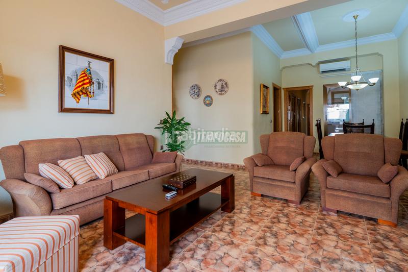 Foto c3cf91b5-7281-44c5-8547-e04583658696. Etagenwohnung mit parking in Arrancapins Valencia