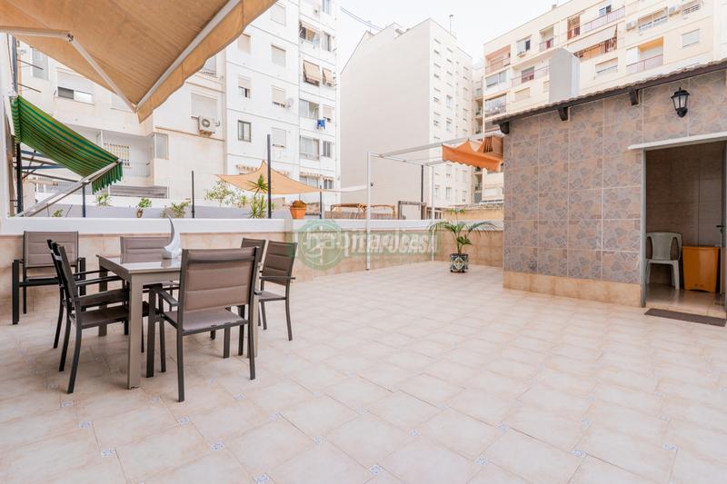 Foto f1aa1be2-2acf-4240-a054-08561d766cf1. Etagenwohnung mit parking in Arrancapins Valencia