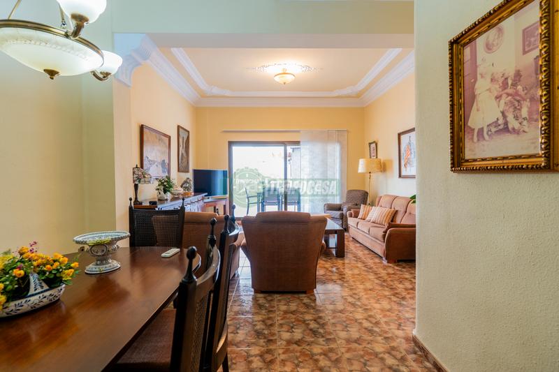 Foto d8fe09ba-f908-4b94-9773-4d6541a66d45. Flat with parking in Arrancapins Valencia