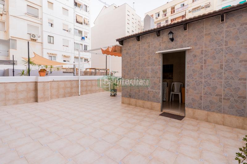 Foto 9d0c91ec-53ab-491b-ab3d-9653ae578451. Piso en Arrancapins Valencia