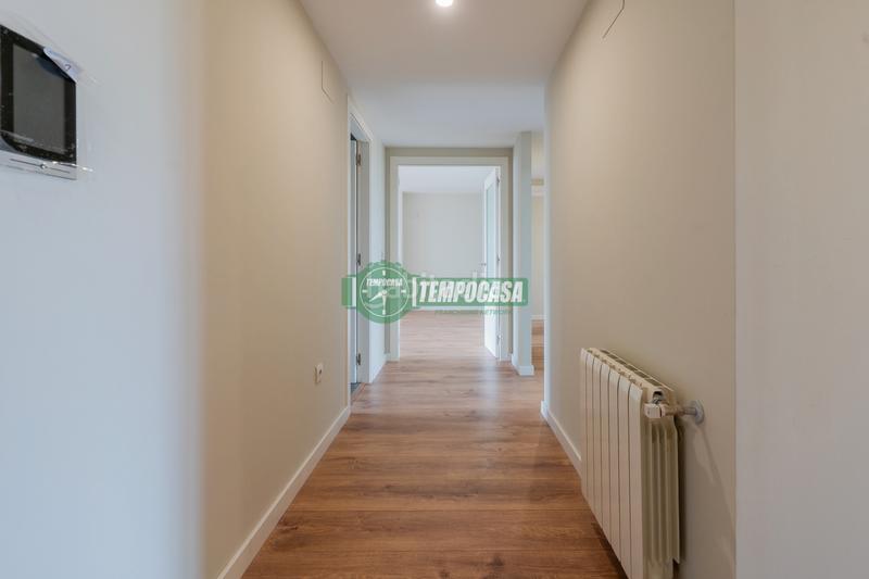 Foto 80e27f35-ae4b-4c47-82d8-a1bbf61095b4. Pis a avinguda de frança 19 a Penya-Roja - Avda. Francia Valencia